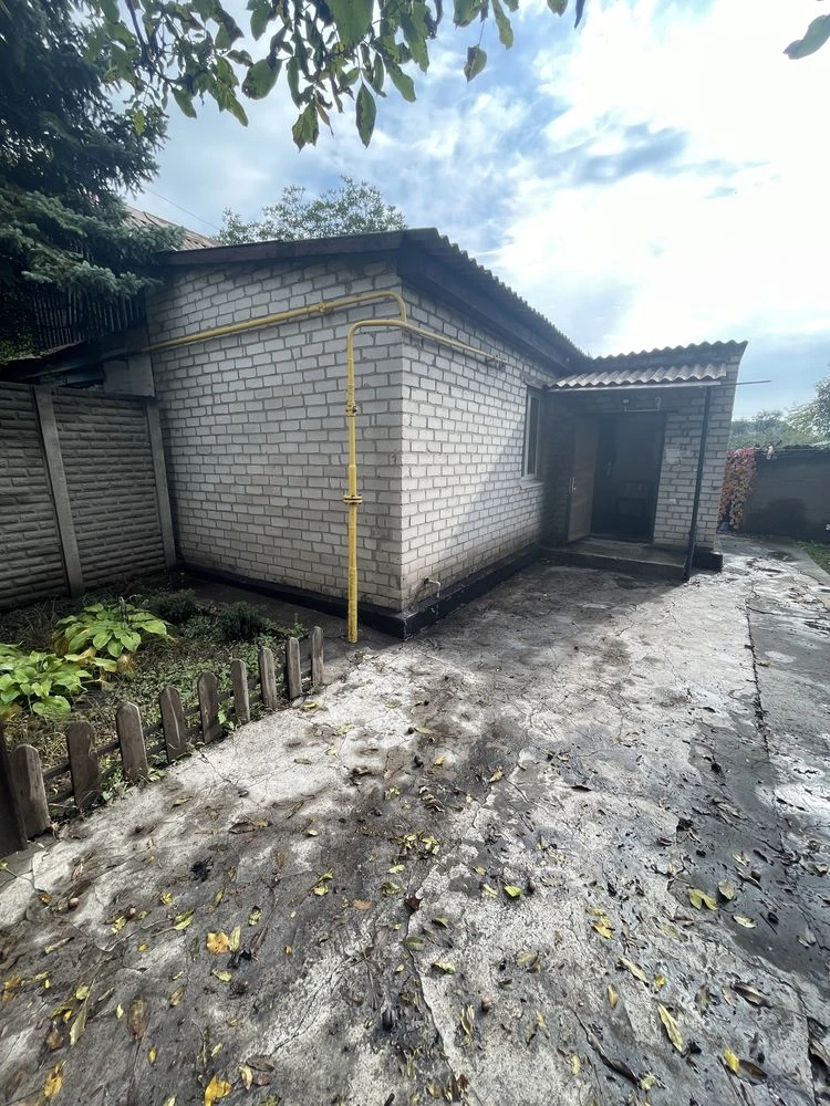 Запорожье ПРОДАЖА части дома в Заводском районе Кичкас улица