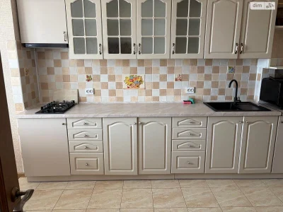 Long-Term Rental Apartment "Vyshenka"