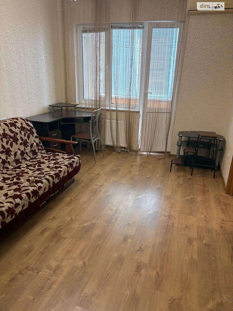 Long-Term Rental Apartment "Vyshenka"