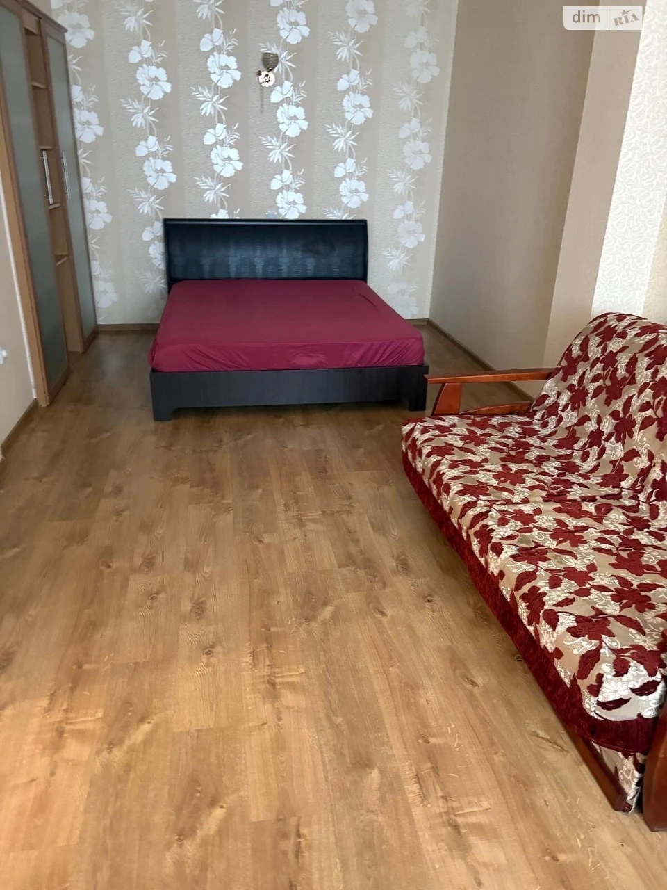 Long-Term Rental Apartment "Vyshenka"