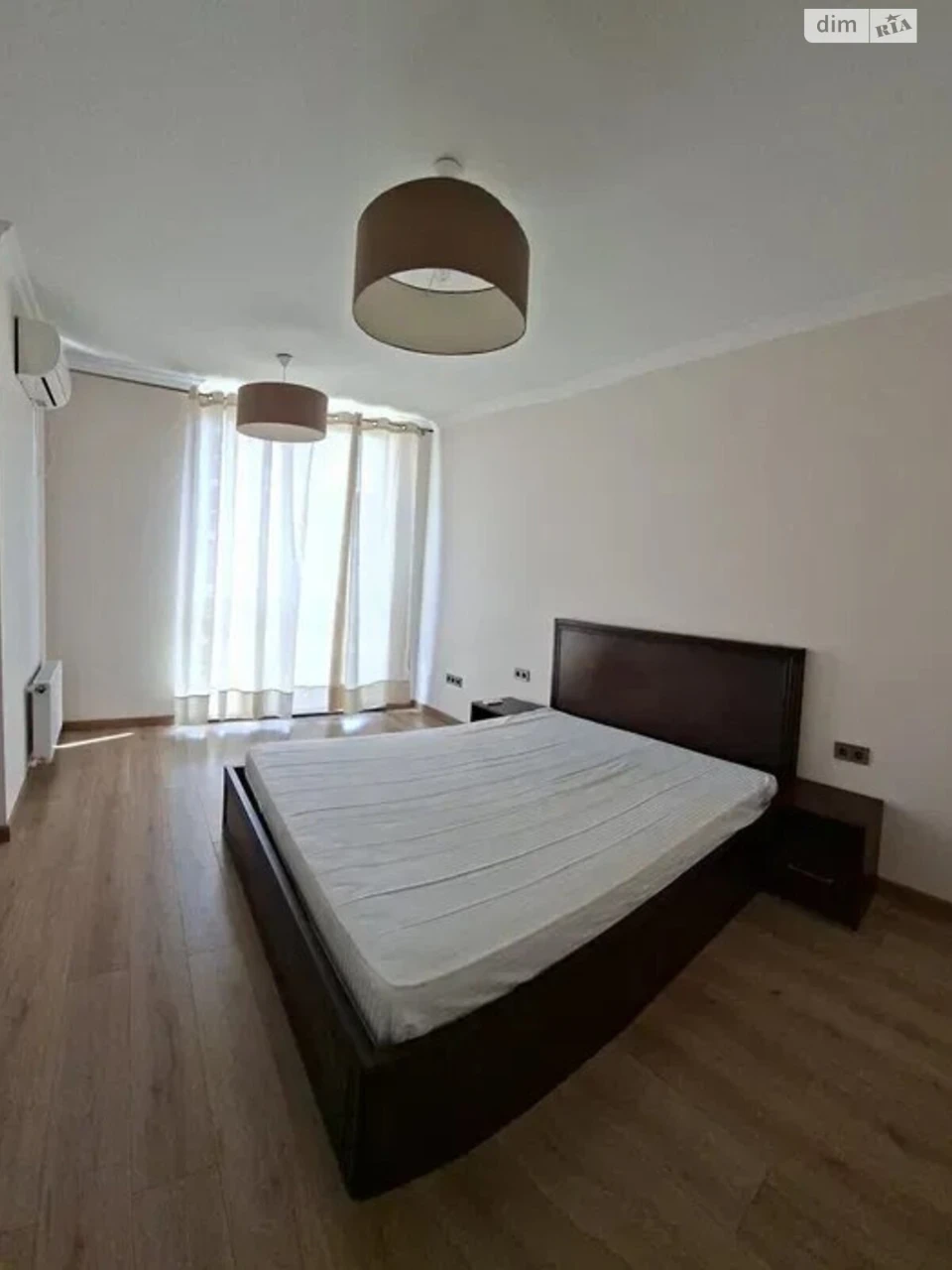Long-Term Rental Apartment Near the Estate