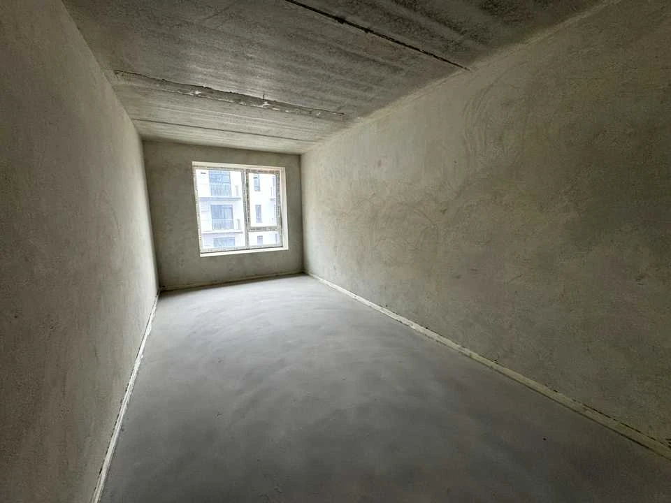 Apartment. Ivano-Frankivsk, Eugene Konovalets Street