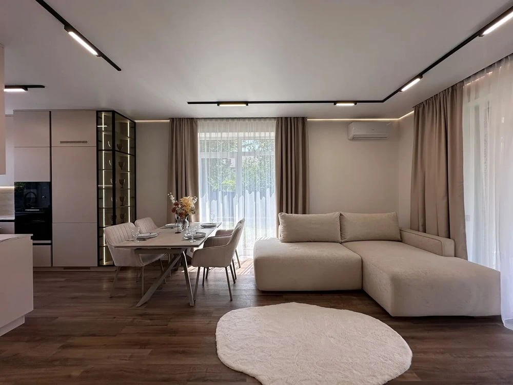 Ready house with renovation, furniture and appliances
