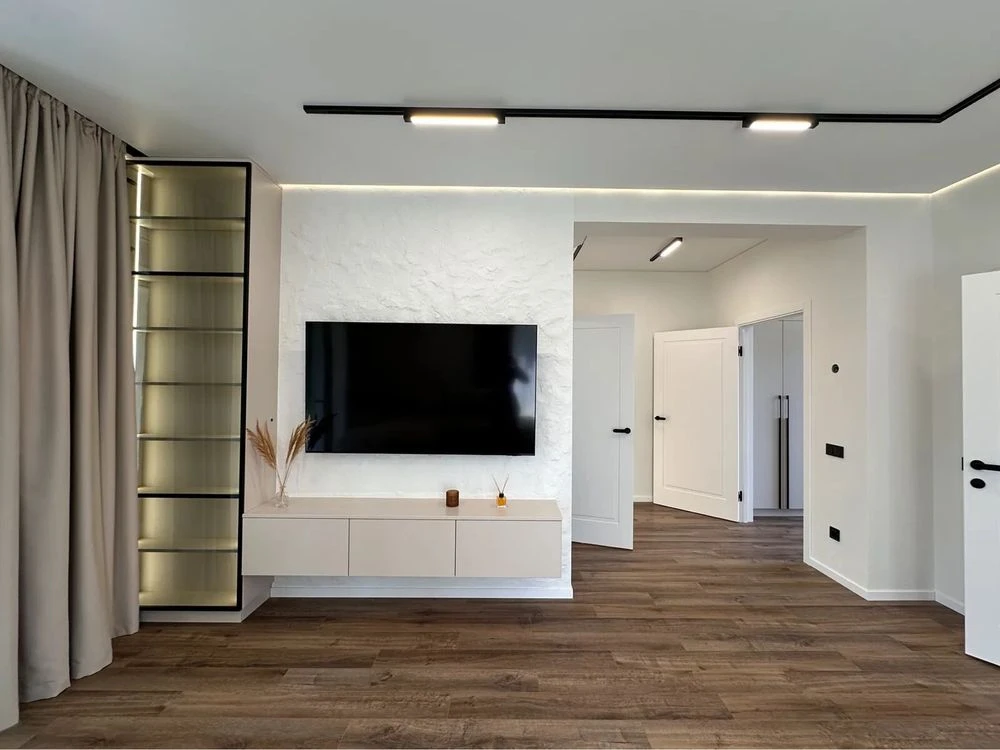 Ready house with renovation, furniture and appliances