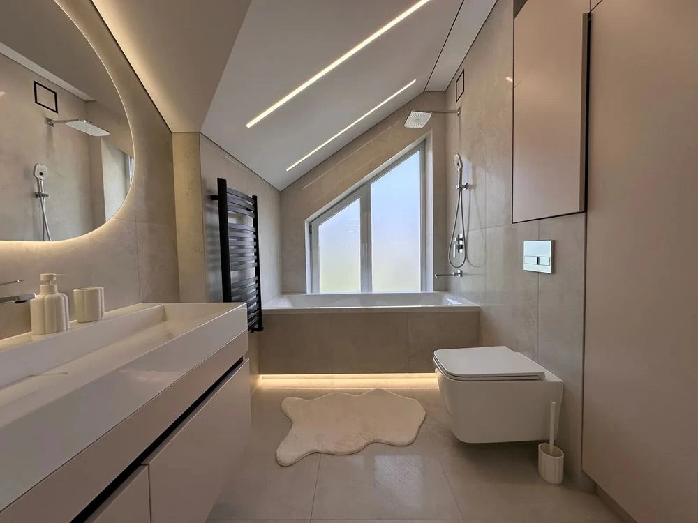 Ready house with renovation, furniture and appliances