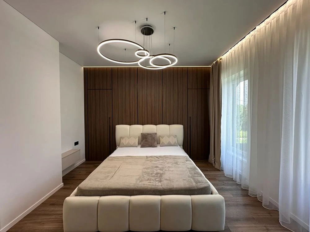 Ready house with renovation, furniture and appliances