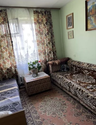 Sale of a 3-room apartment with a private courtyard