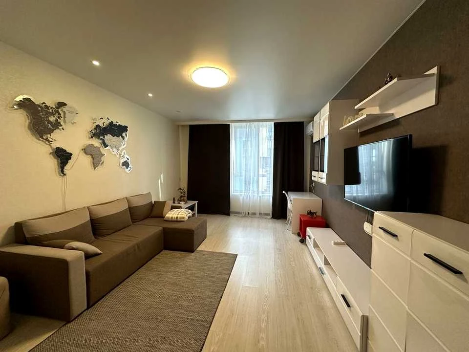 Apartment. Bogdanivs'ka Street, Kyiv