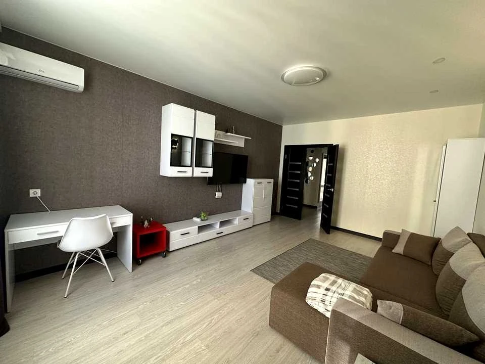 Apartment. Bogdanivs'ka Street, Kyiv