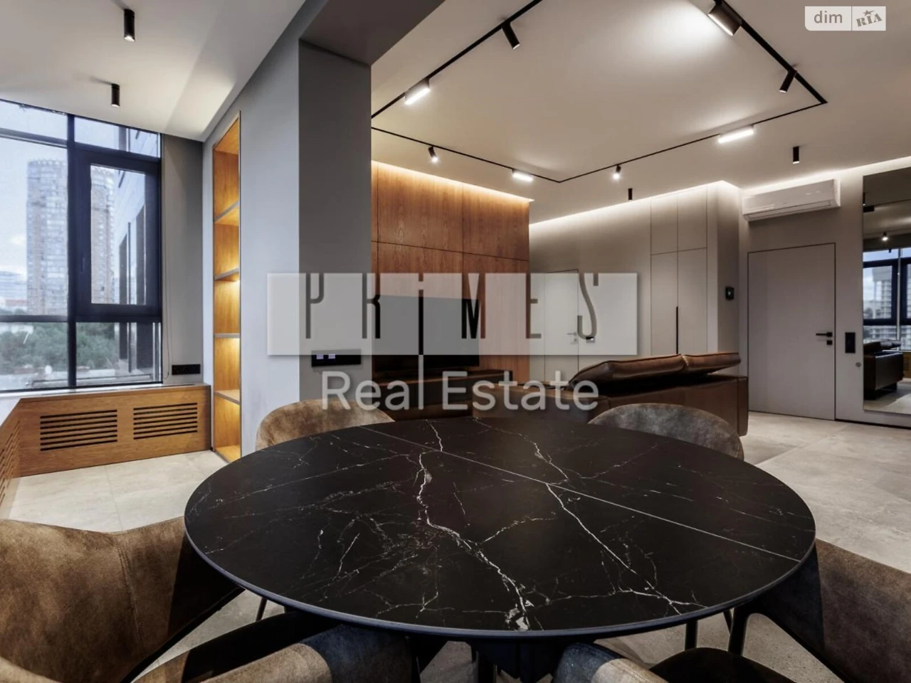 Long-Term Rent 3-Bedroom Apartment in Pecersk