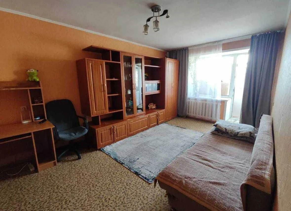 Продаж квартири на вул. Науковій