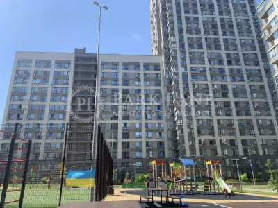 Продаж 1-кімнатної квартири з євроремонтом в ЖК Варшавський