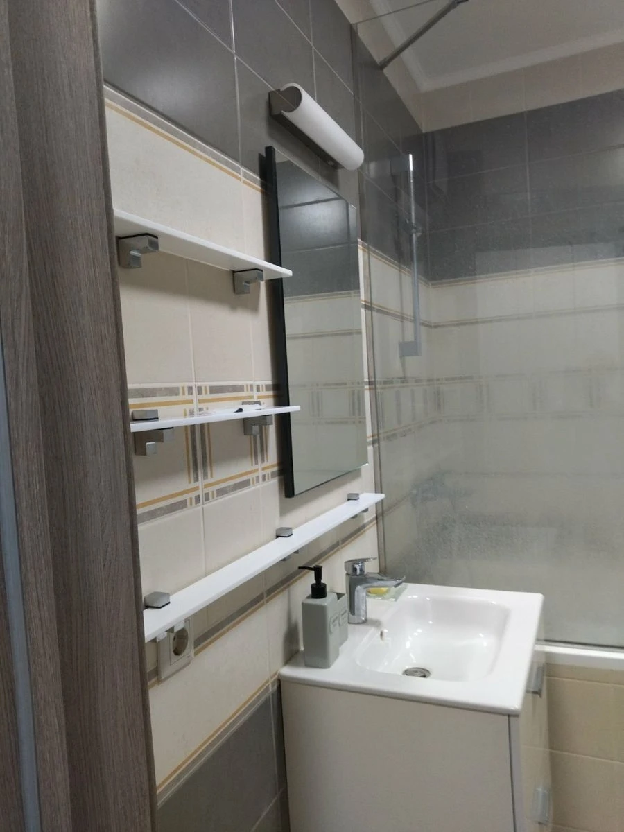 Sale of a beautiful 1-bedroom apartment in the Богатирський residential complex