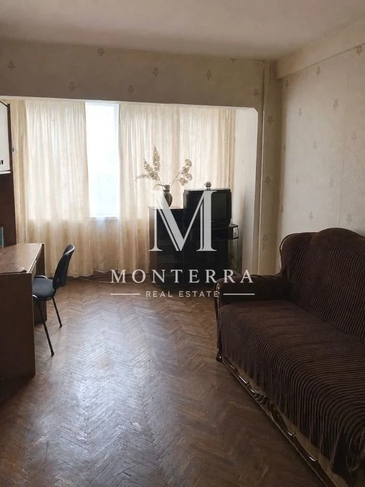 For sale 1-room apartment on Sholom Aleichem Street, near the metro