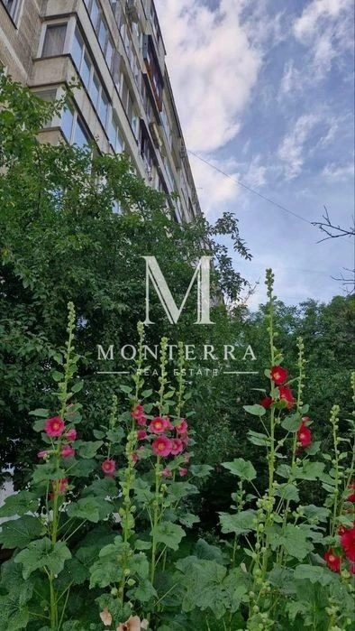 For sale 1-room apartment on Sholom Aleichem Street, near the metro