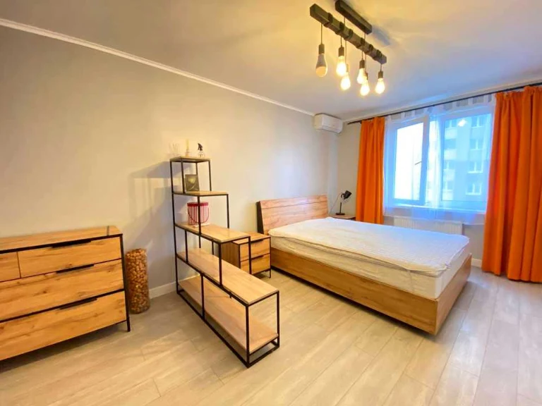 Apartment. Sergyi Danchenko Street, Kyiv