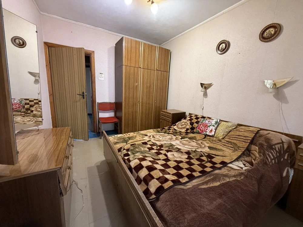 Продається 3-кімнатна квартира, Парус, Комунар