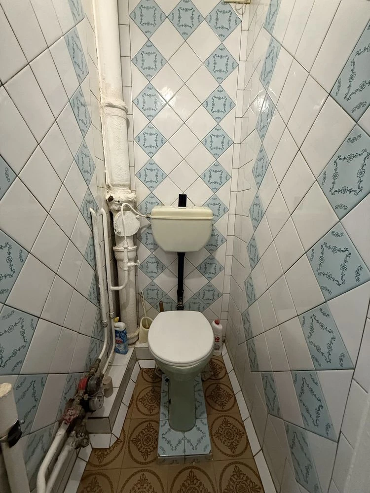 Продається 3-кімнатна квартира, Парус, Комунар