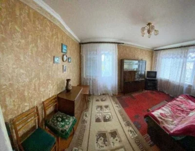 Продаётся 2-комнатная квартира на Одесской