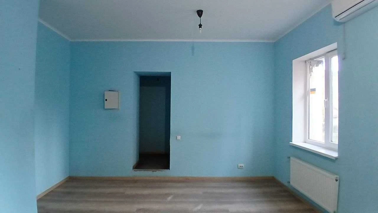 Продаж 2-кімнатній квартири біля метро «Вокзальний»