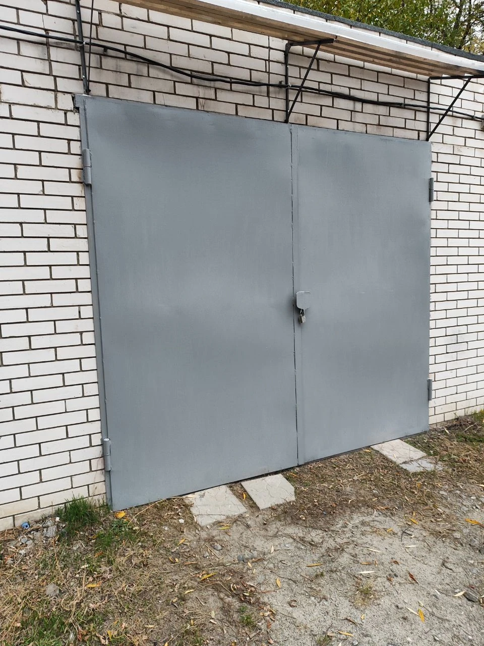 Garage for sale