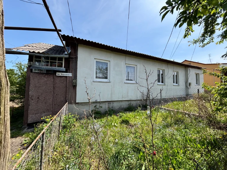 Продажа половины дома в Сокале