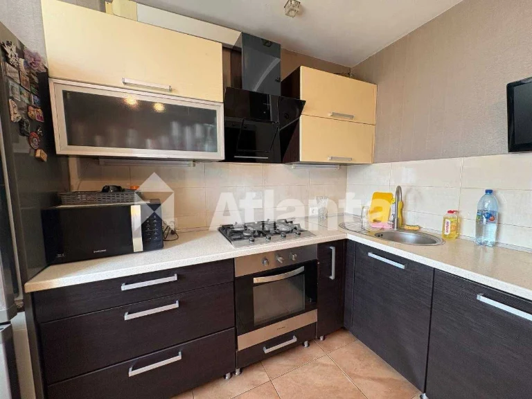 TAIROVA / Sea View! 2-room apartment with euro renovation at a price below market value