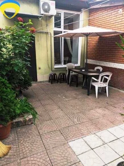 Cozy apartment — private courtyard and everything is ready for living