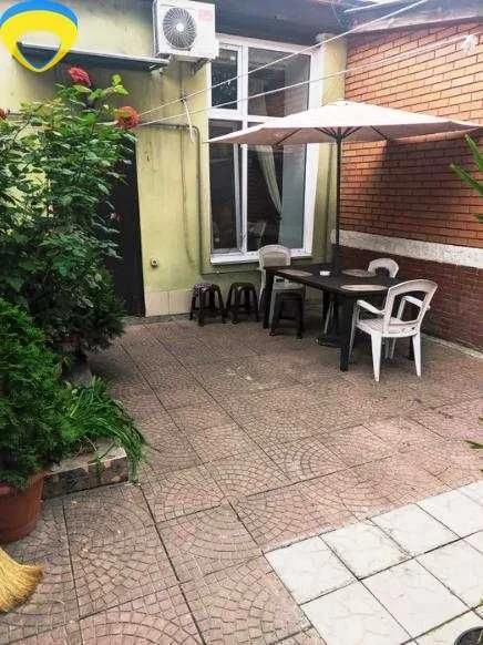 Cozy apartment — private courtyard and everything is ready for living