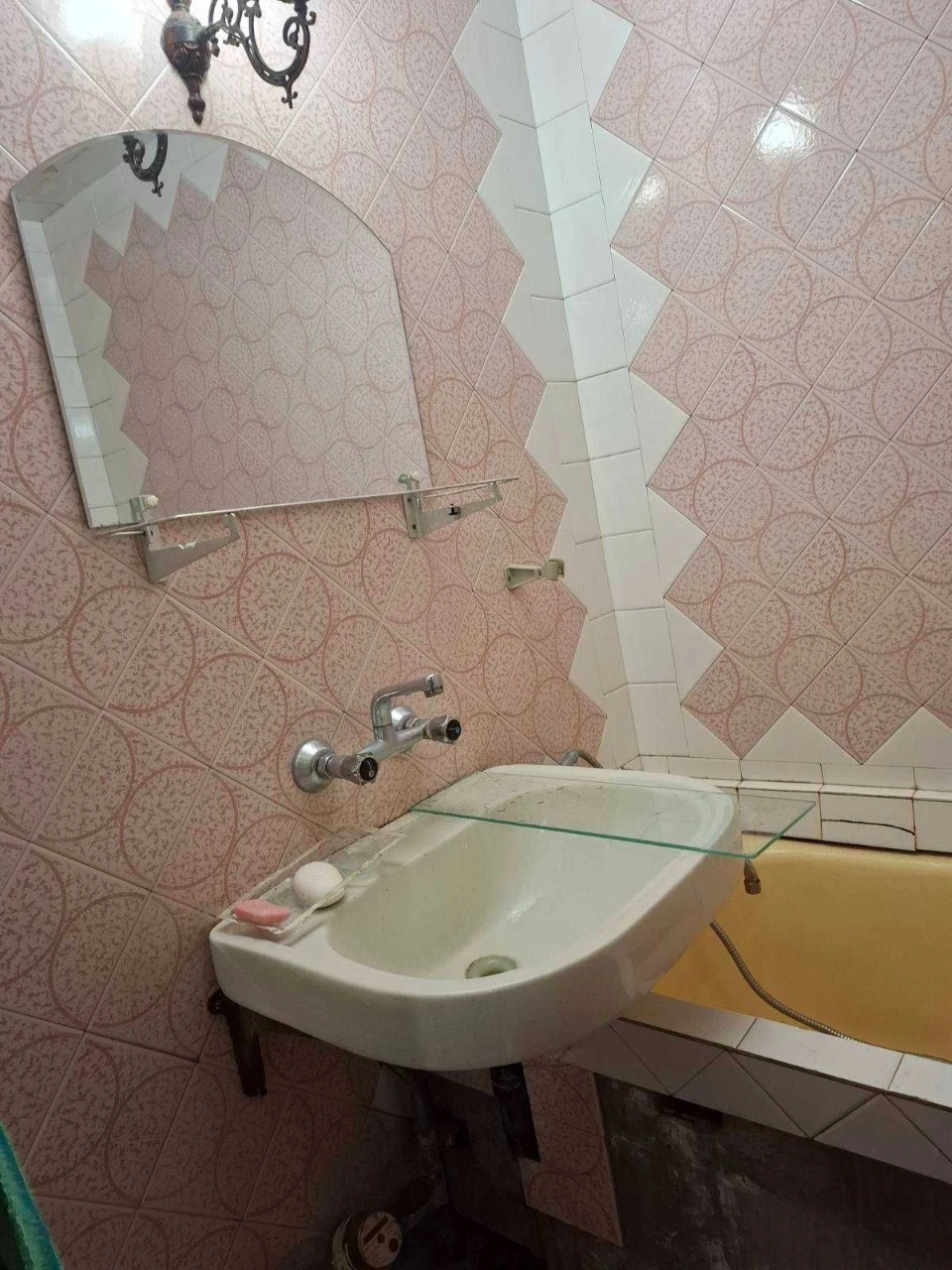 Продаж! Квартира-студія на вулиці Заболотного / Семена П