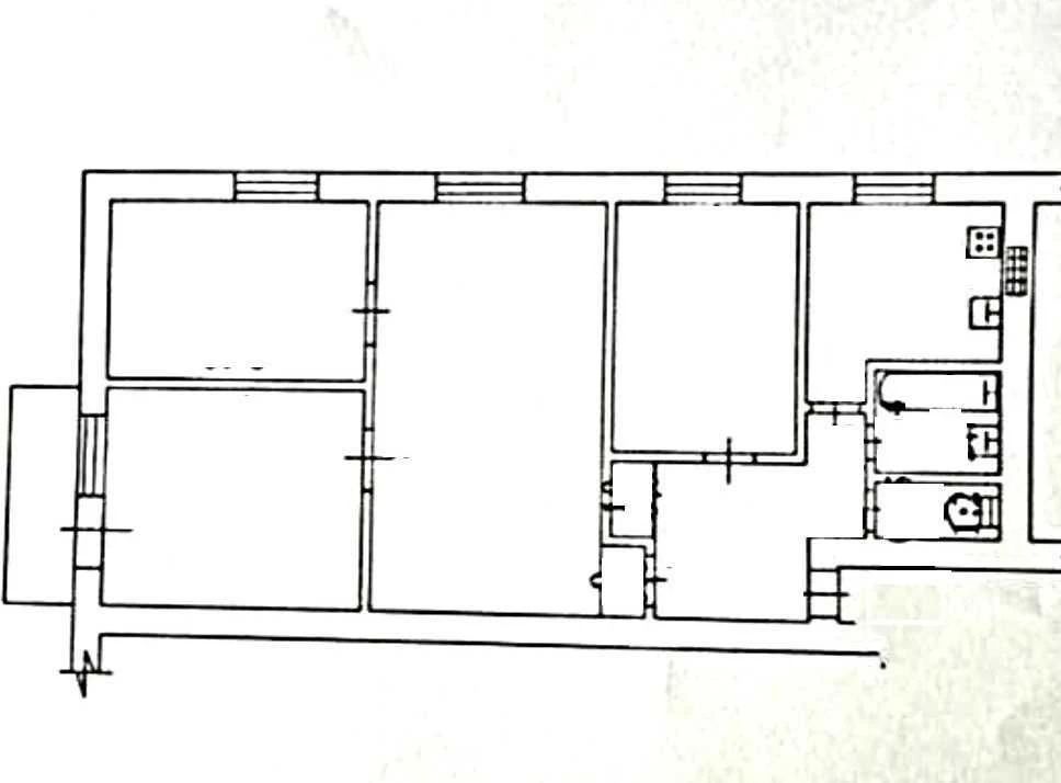 For Sale: 4-room apartment in Cheremushki.