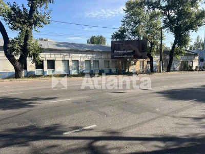 Фасадна ділянка з фасадом 63 метри