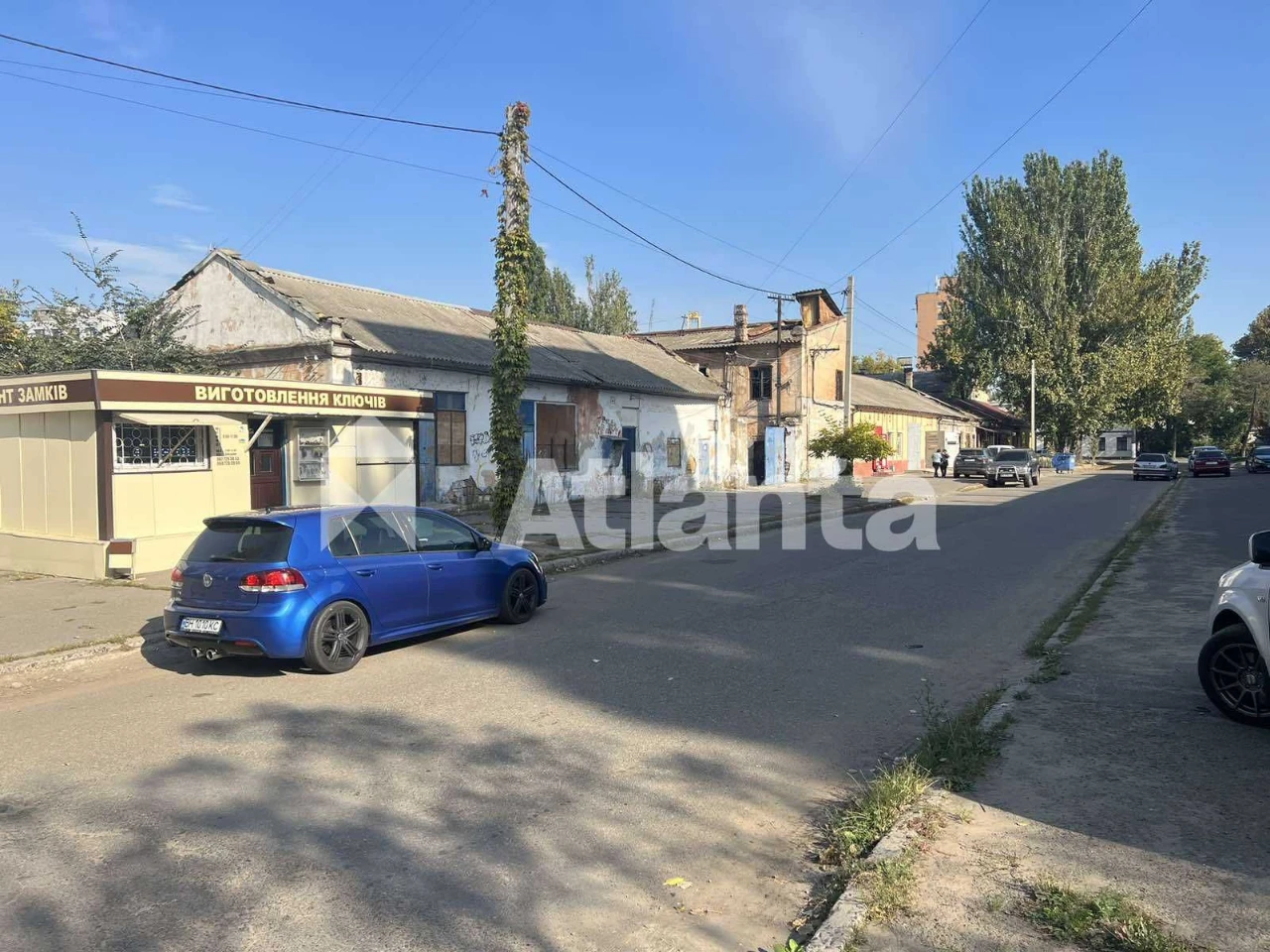 Фасадна ділянка з фасадом 63 метри