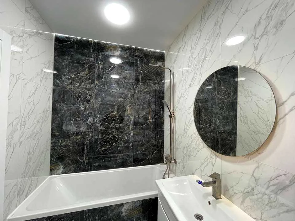 Apartment. Ivano-Frankivsk, Vysochana st.