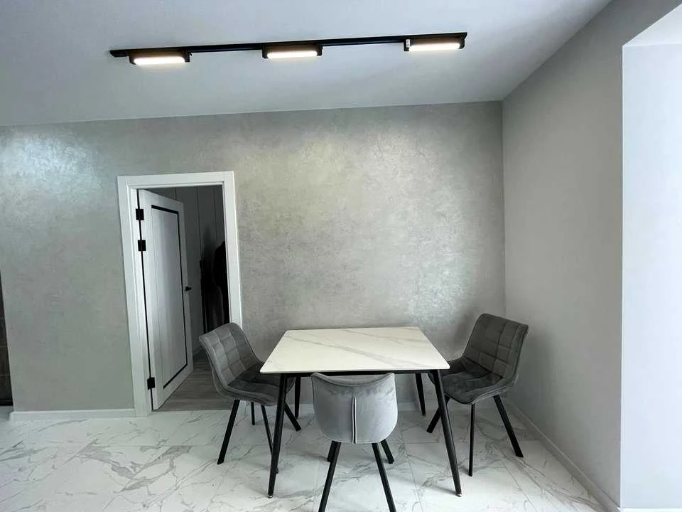 Apartment. Ivano-Frankivsk, Vysochana st.