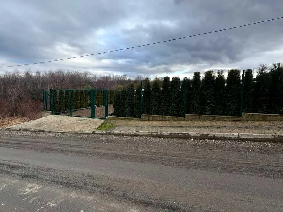 Land. Uzhhorod