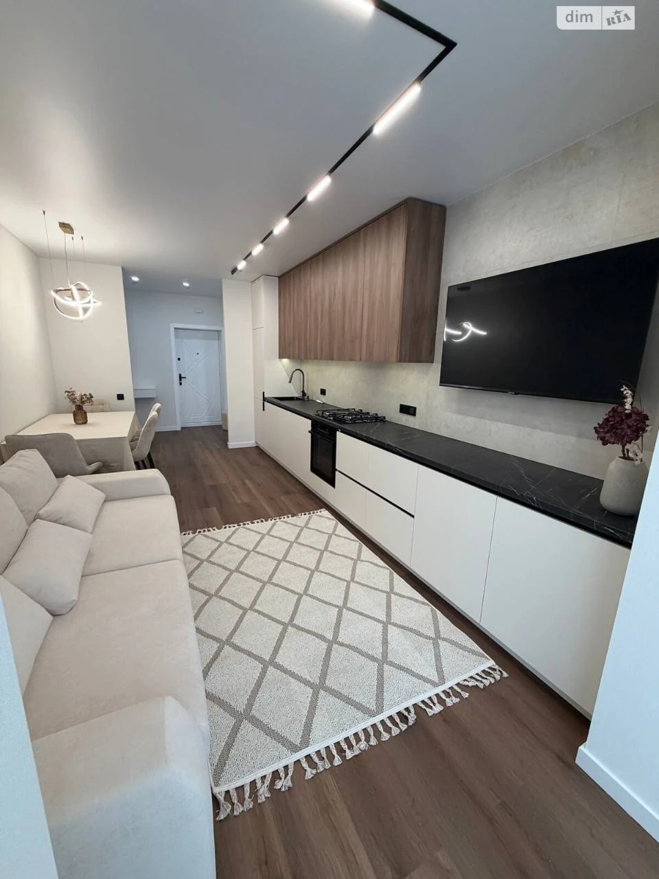 Sale of Apartment Ozerna