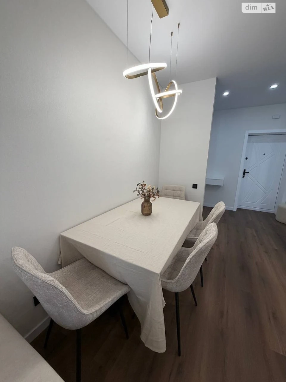 Sale of Apartment Ozerna