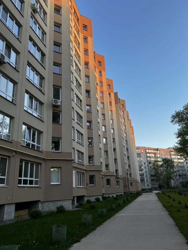2-room apartment for sale, renovated with furniture
