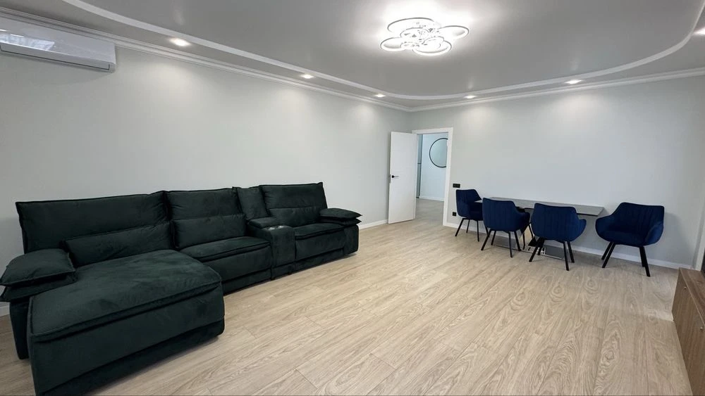 Продаж 3к квартири  пр- Лобановського Валерія 4-В Солом'янсь