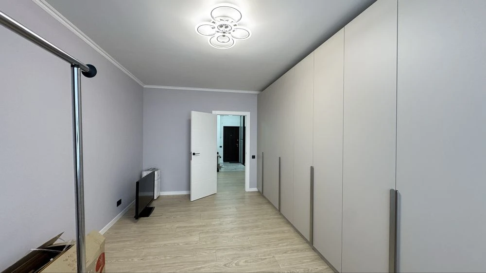 Продаж 3к квартири  пр- Лобановського Валерія 4-В Солом'янсь