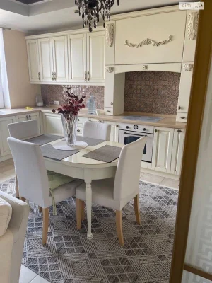 Long-Term Rental Apartment Lukyanivka