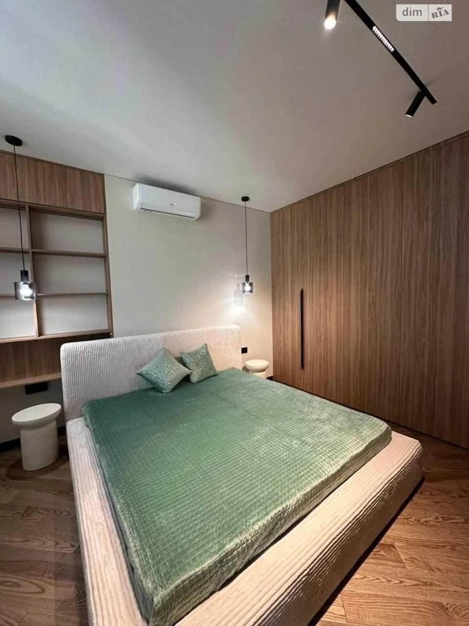 Long-term Rental Apartment, Pecersk