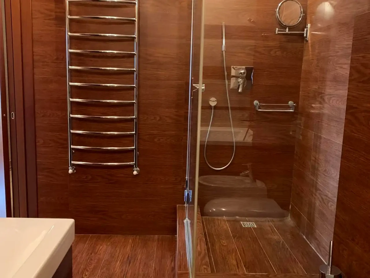 Сдается трехкомнатная квартира 97 м²