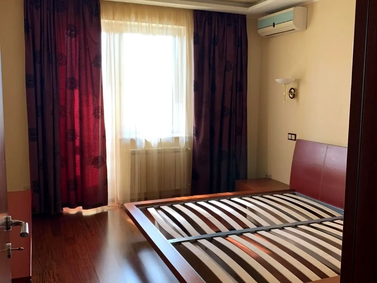 Сдается трехкомнатная квартира 97 м²