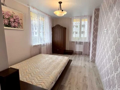 Квартира. Київ, Ярослава Гашека бульв.