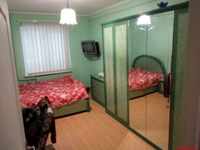 Квартира. Київ, Героїв полку "Азов" вул.