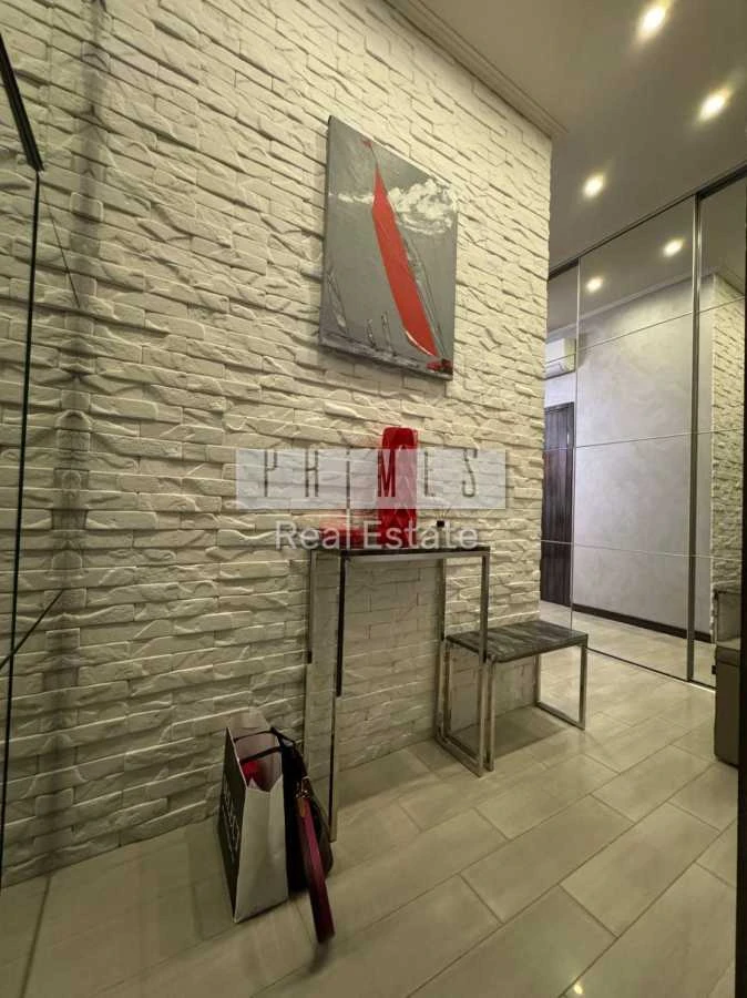 Аренда 2-комнатной квартиры 50 м², Андрея Совы ул., Верхогля