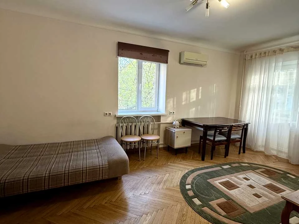 Квартира. Леся Українки, бульвар 16