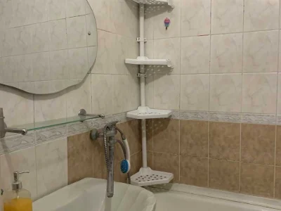 Квартира. Київ, Драгоманова вул.